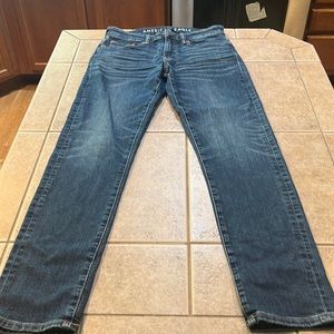 AE AirFlex Athletic Skinny Jean 29W 32L